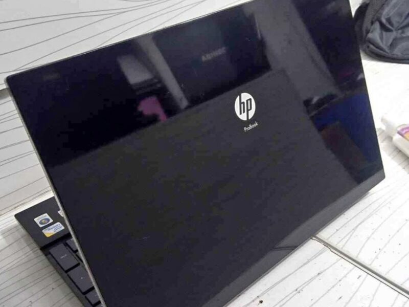 Hp i3 Second Generation 4GB RAM 250 Hdd