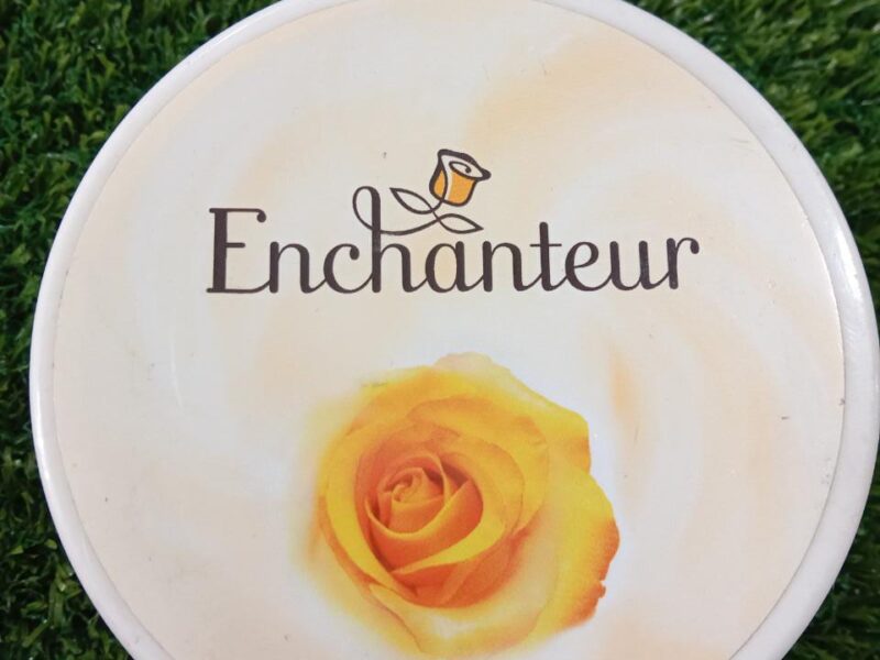 Enchanter moisturizing cream